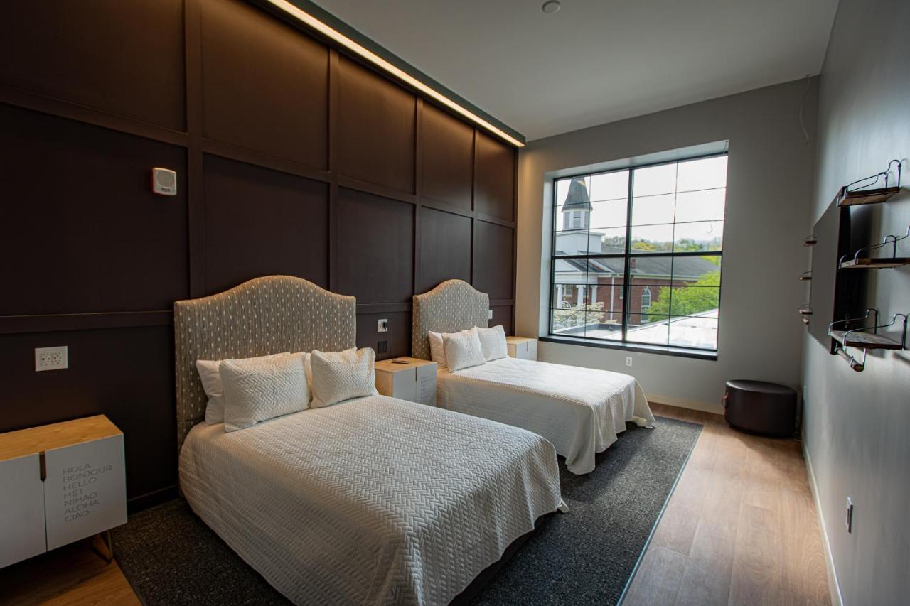 The Schoolhouse Hotel 白硫磺泉镇 外观 照片